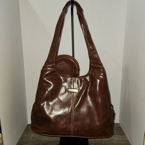 Rosetti Brown Vinyl Shoulder Bag With Coin Purse